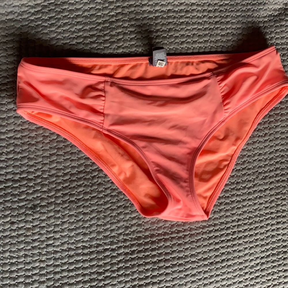 Bikini bottoms